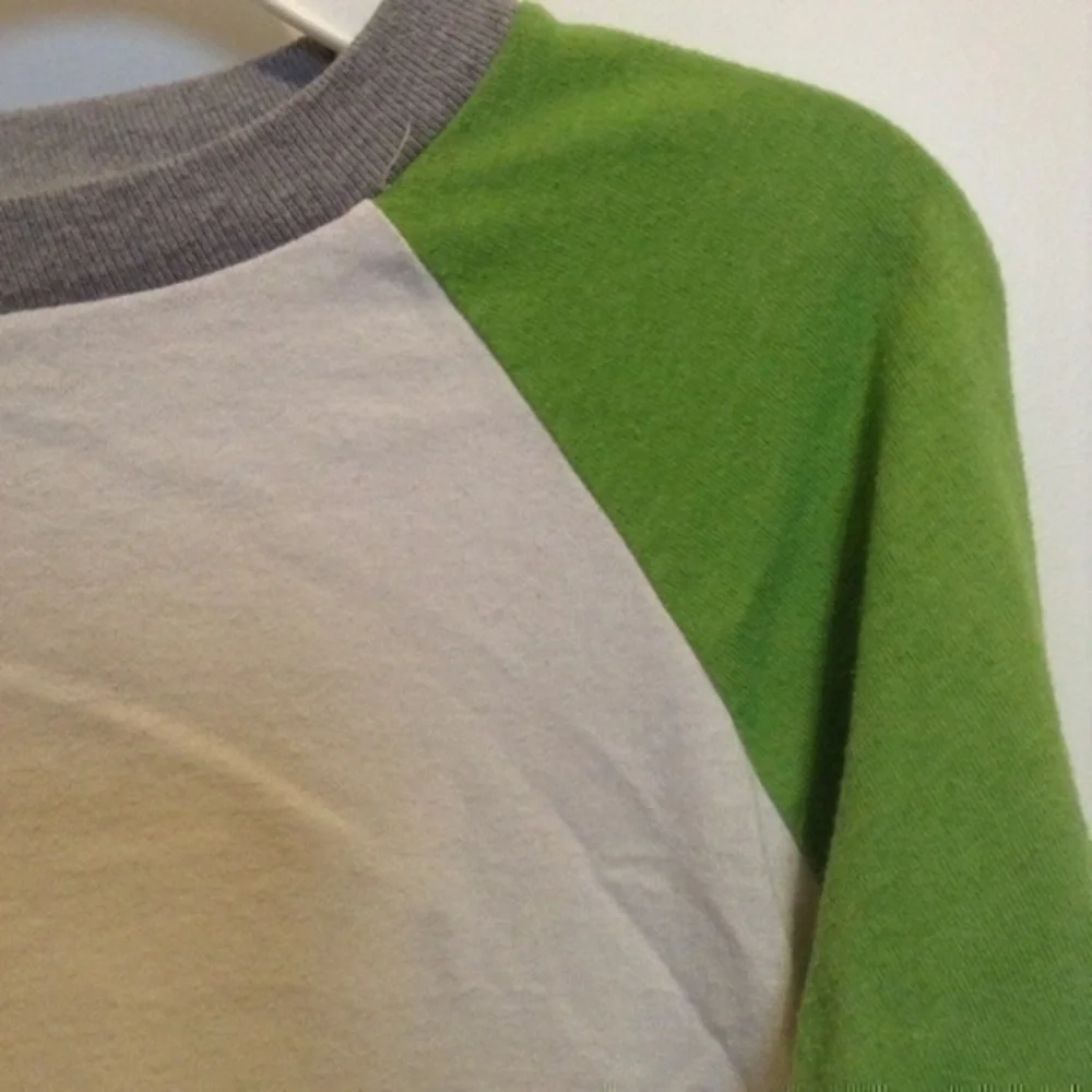 Boys Old Navy long sleeve size 5